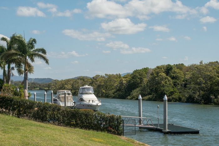 2512 Cressbrook Drive, Hope Island, QLD 4212