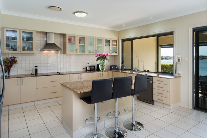 504 Oyster Cove Promenade, Helensvale, QLD 4212