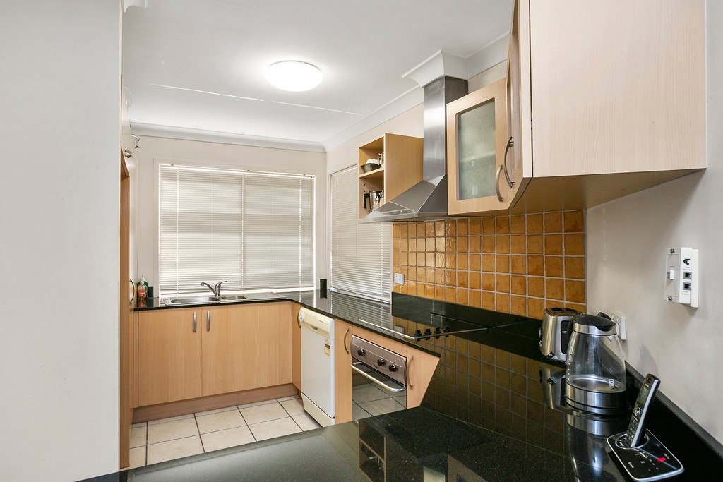 1/19 Mason Street, Southport, QLD 4215
