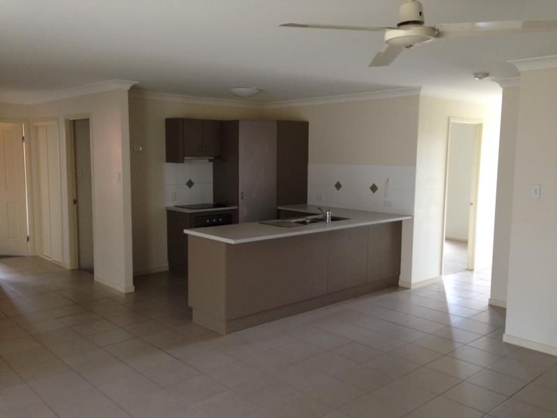 11 Vanessa Close, Richlands, QLD 4077