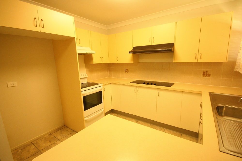 14 Holman Place, St Helens Park, NSW 2560