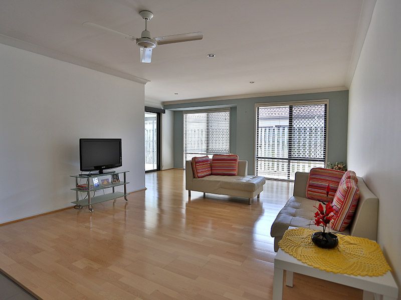 32 Macaranga Crescent, Carseldine, QLD 4034