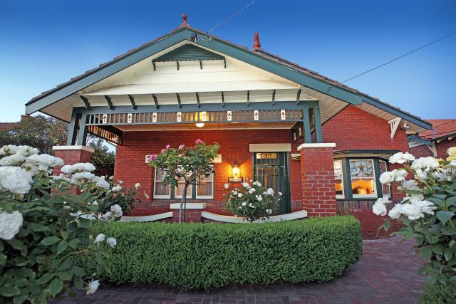 18 Queen Street, Reservoir, VIC 3073