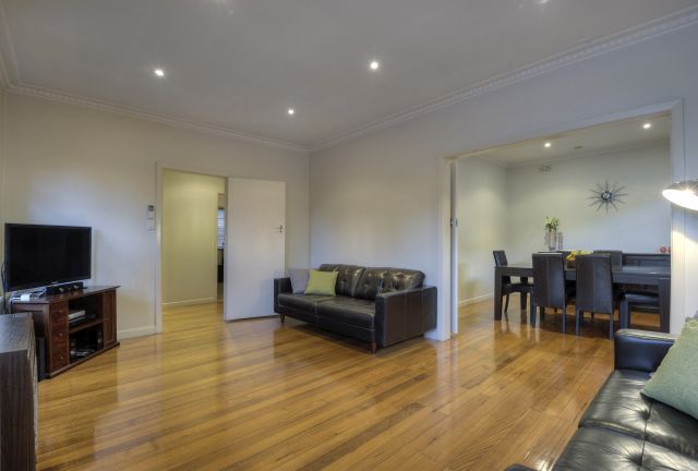 16 Cool Street, Reservoir, VIC 3073