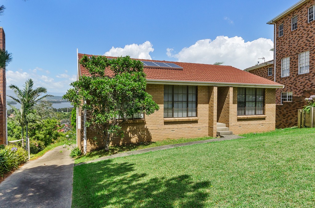 30 Shearwater Drive, Berkeley, NSW 2506