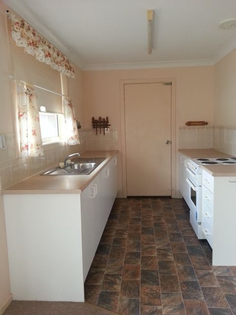 18B Bromley Court, LAKE HAVEN, NSW 2263
