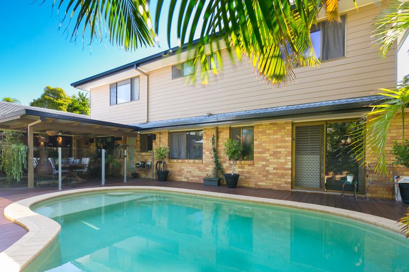 4 Kagi Court, Runaway Bay, QLD 4216