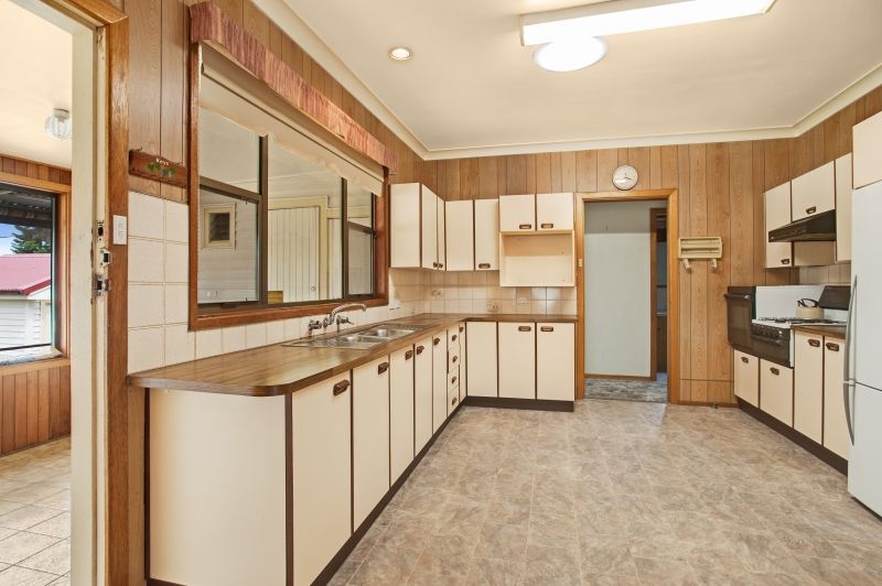 2 King Street, East Maitland, NSW 2323