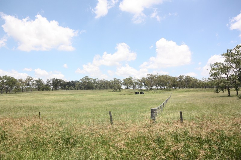24 Naumann Road, Clifton, QLD 4361