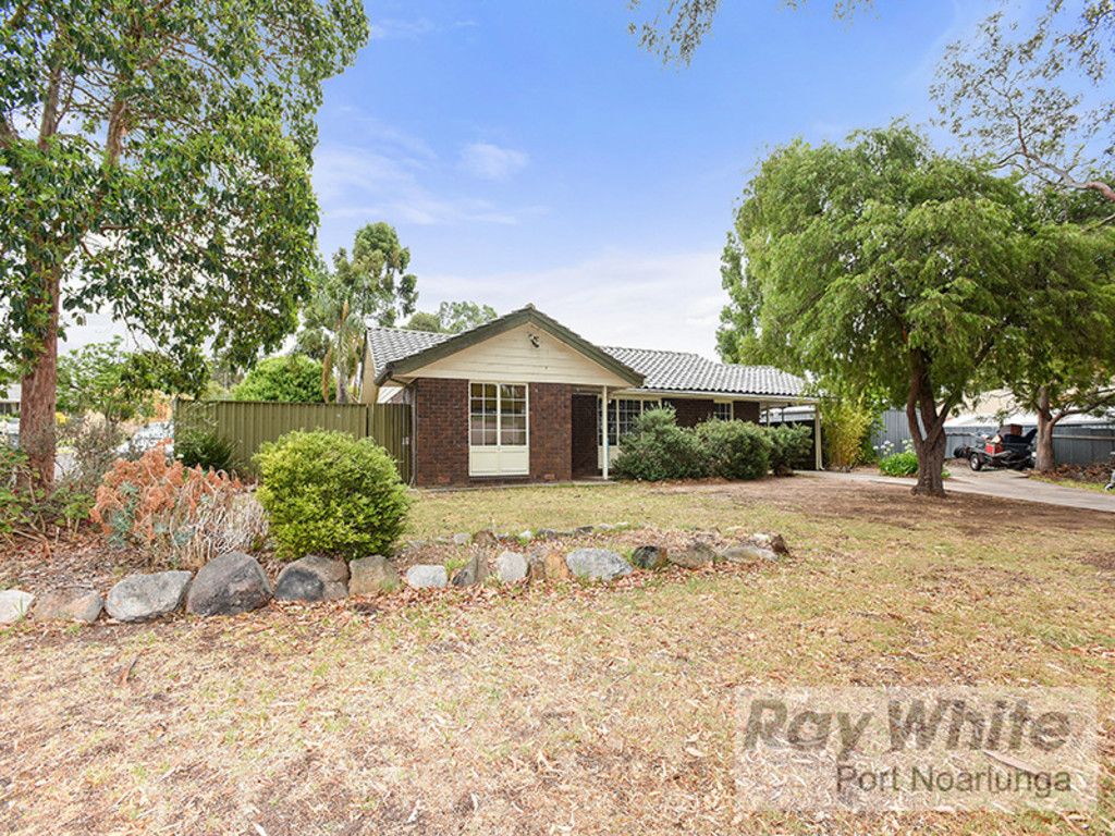 11 Gundowringa Avenue, Happy Valley SA 5159