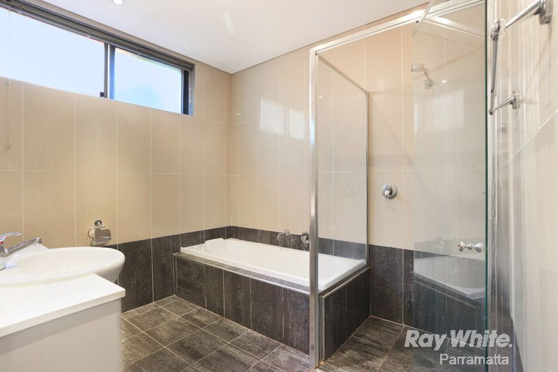 17/22-24a Parkside Lane, Westmead, NSW 2145