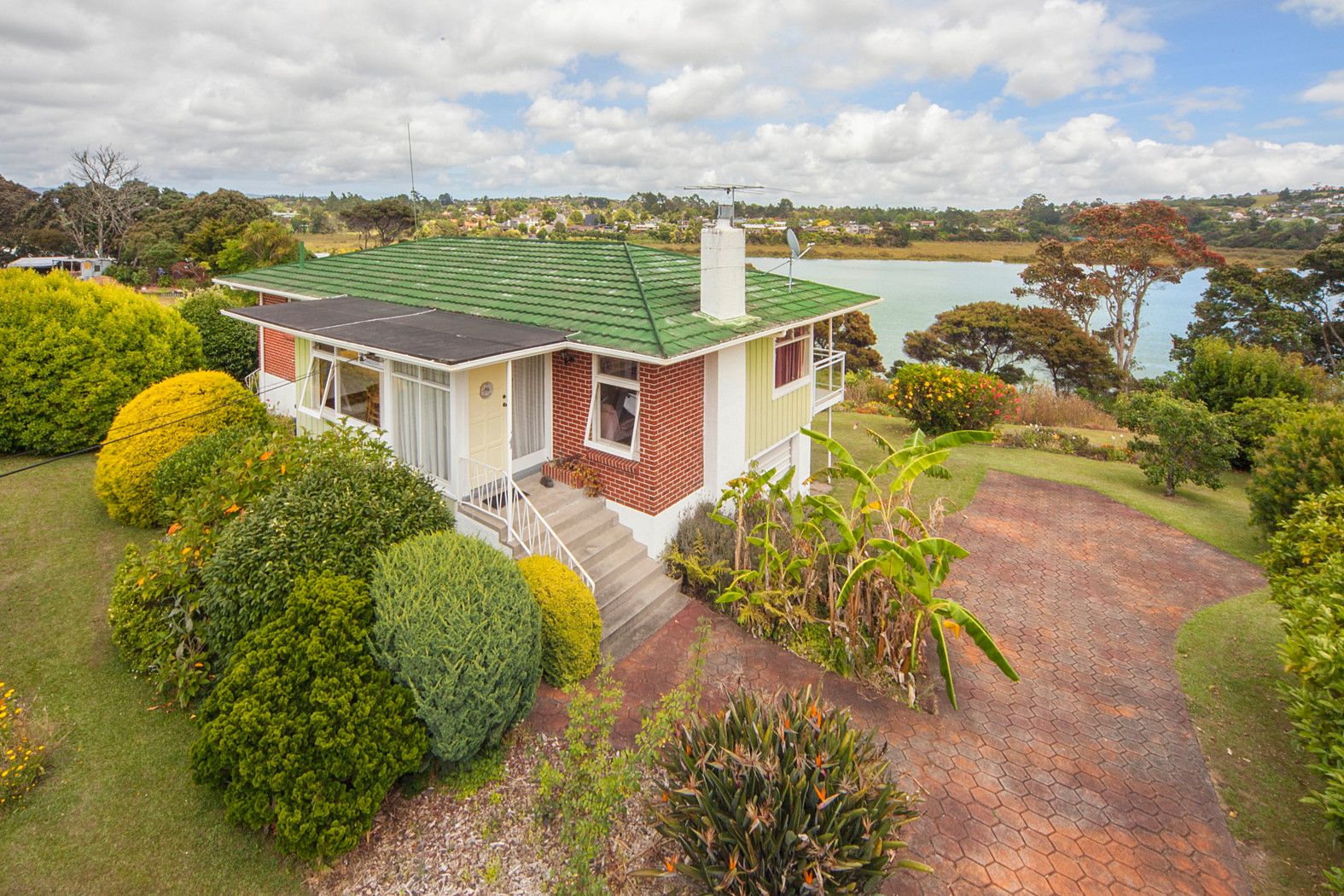 21 Murray Road, Te Atatu Peninsula, Waitakere City Real Estate Ray