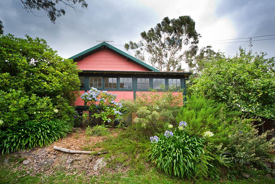 15 Thirroul Avenue, Blackheath, NSW 2785