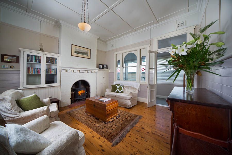 2 Carysfort Street, Blackheath, NSW 2785