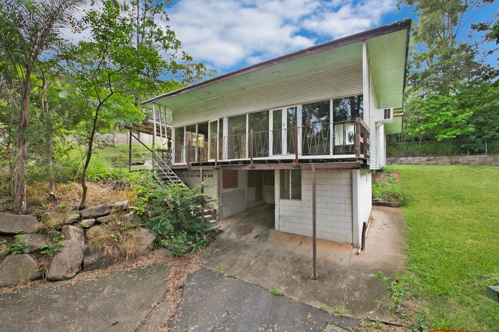 3 Odessa Street, Holland Park West, QLD 4121