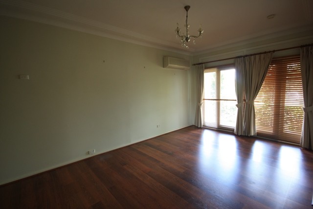 9 Cuthel Place, Campbelltown, NSW 2560