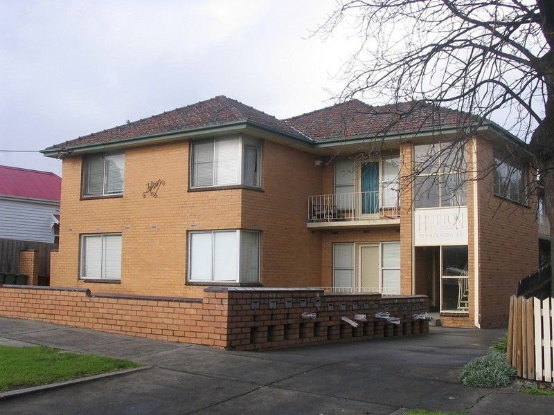 2/15 Hutton Street, DANDENONG, VIC 3175