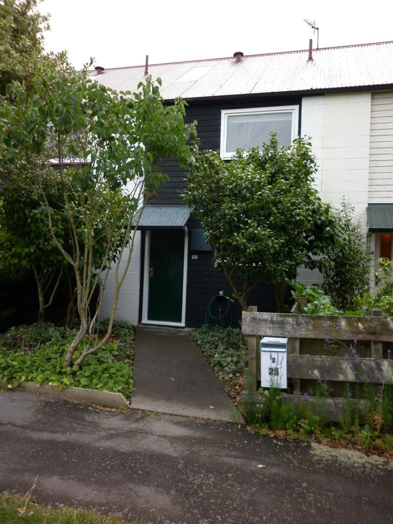 2/25 Holly Road, St Albans, Christchurch City