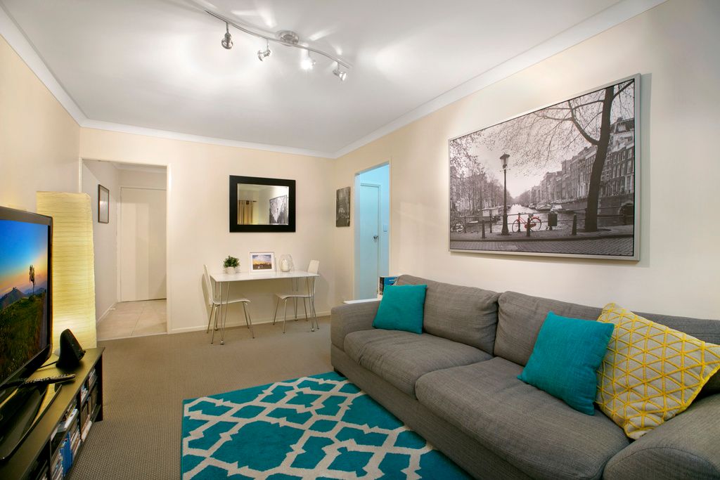6 Roseglen Street, Greenslopes QLD 4120