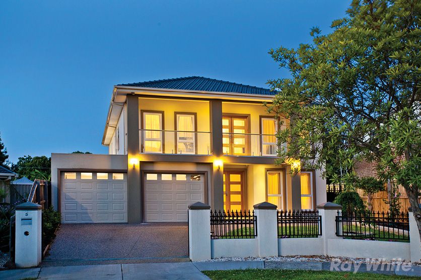 5 Sagan Court, Glen Waverley VIC 3150