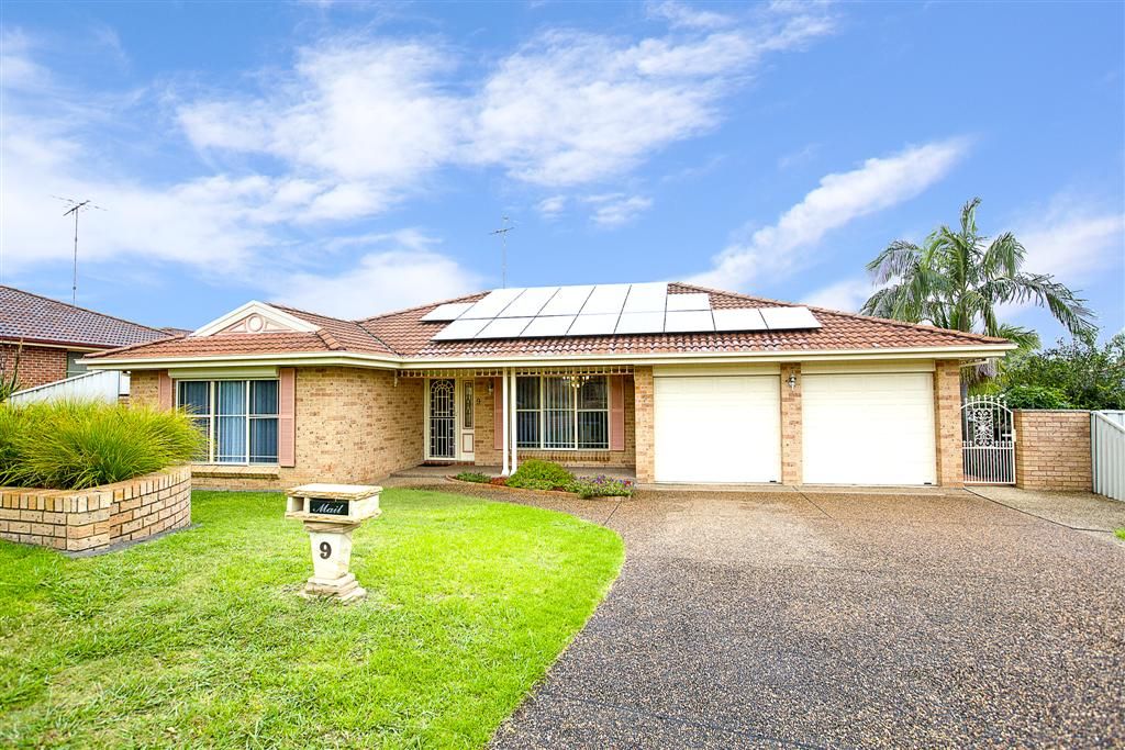 9 Kylie Tennant Close, Glenmore Park NSW 2745