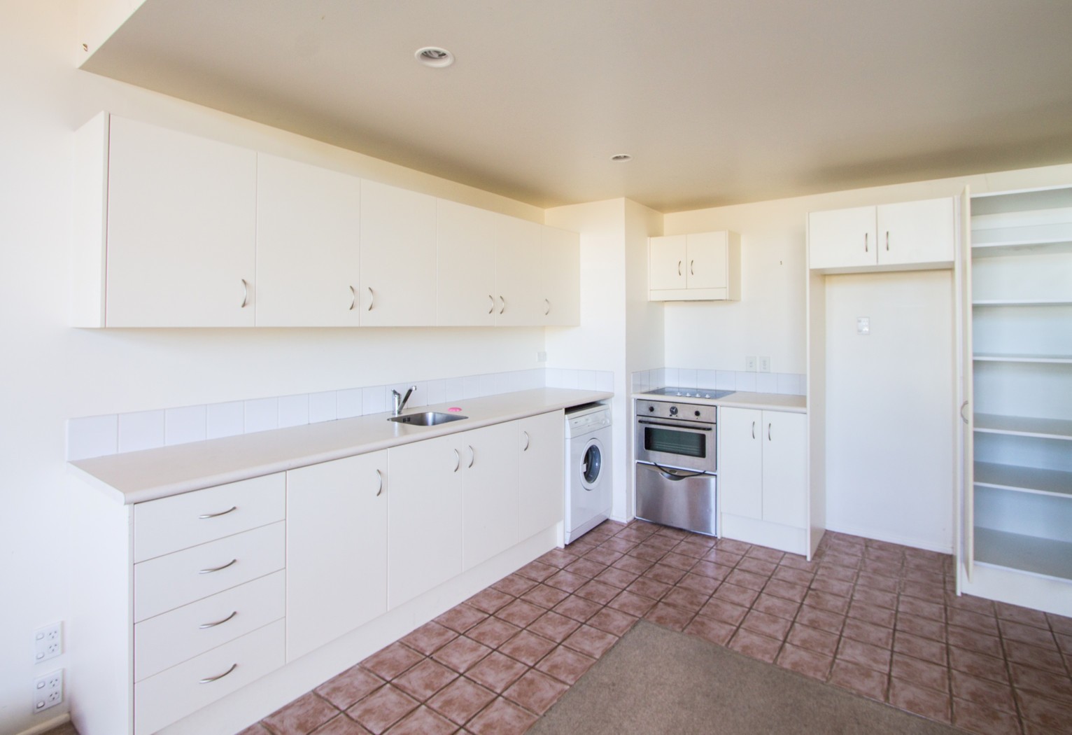 30/12H Westwood Ho, Kelston, Waitakere City