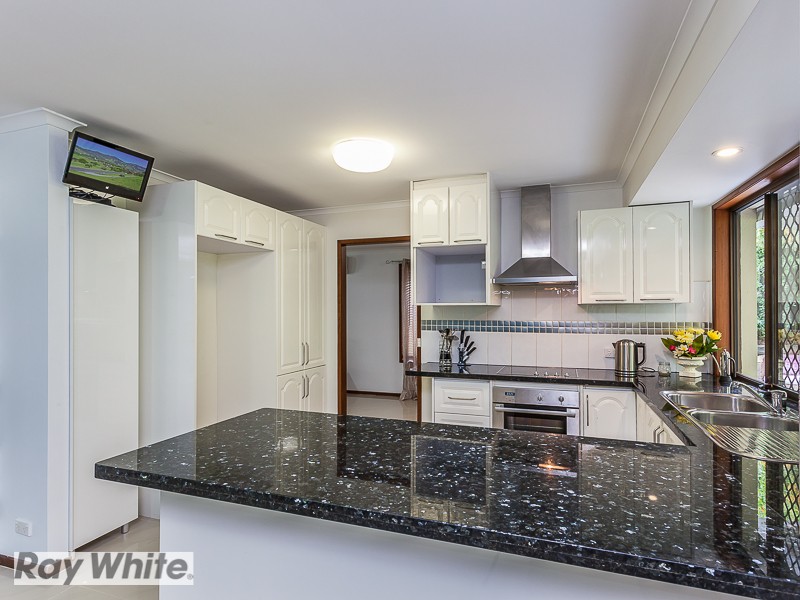 34 Eucumbene Drive, Petrie, QLD 4502