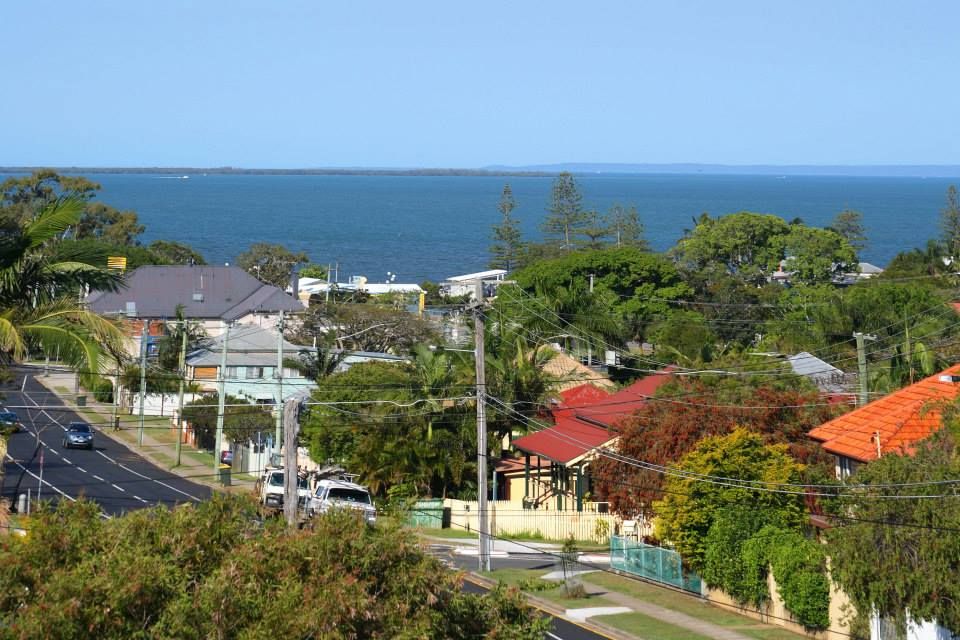 87 Glenora Street, WYNNUM QLD 4178