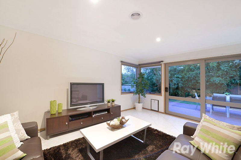 11 Cardinia Way, Rowville, VIC 3178