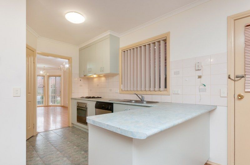 31 Almands Avenue, ROXBURGH PARK, VIC 3064