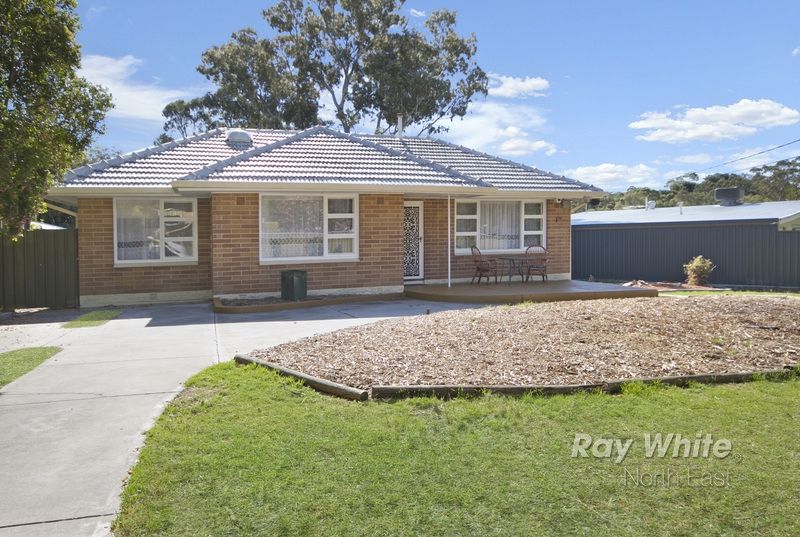 8 Oleander Drive, Banksia Park SA 5091
