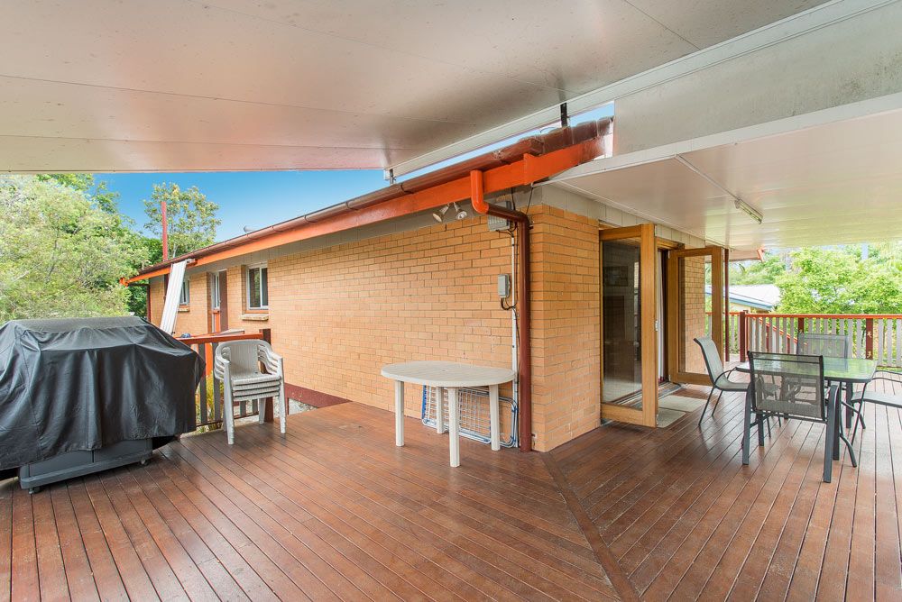 24 Rothesay Street, Acacia Ridge, QLD 4110