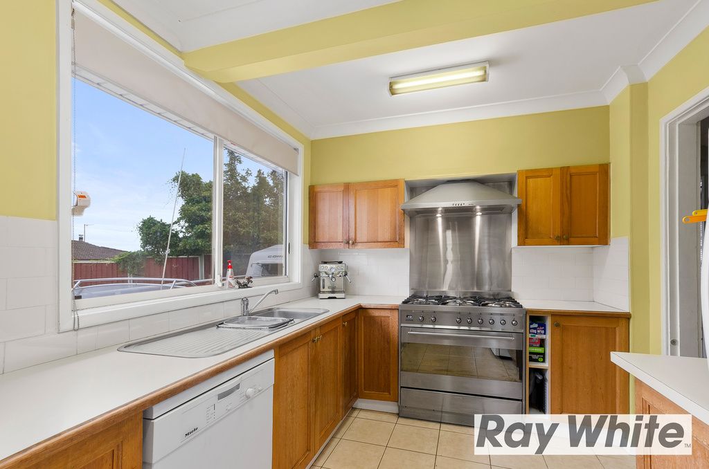 3 Fowlers Road, Koonawarra, NSW 2530