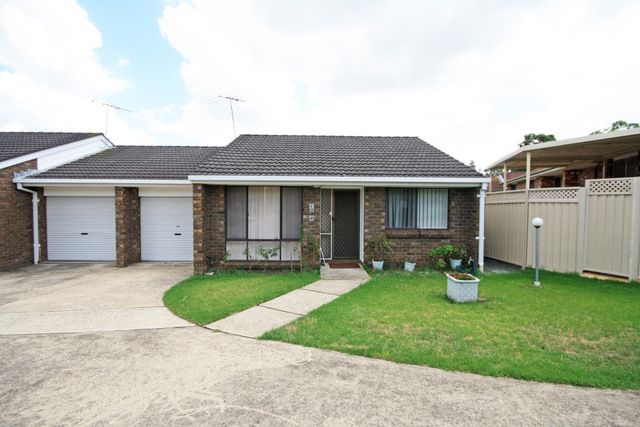 16 Bensley Road, Macquarie Fields NSW 2564