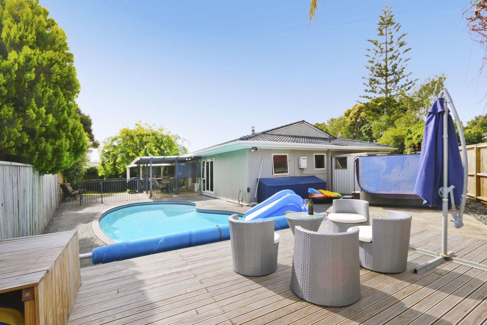 16 Pinero Place, Bucklands Beach, Manukau City