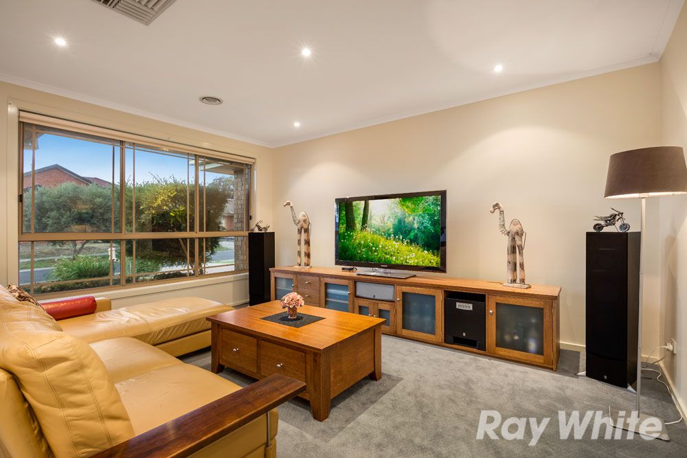 5 The Seekers Crescent, Mill Park, VIC 3082