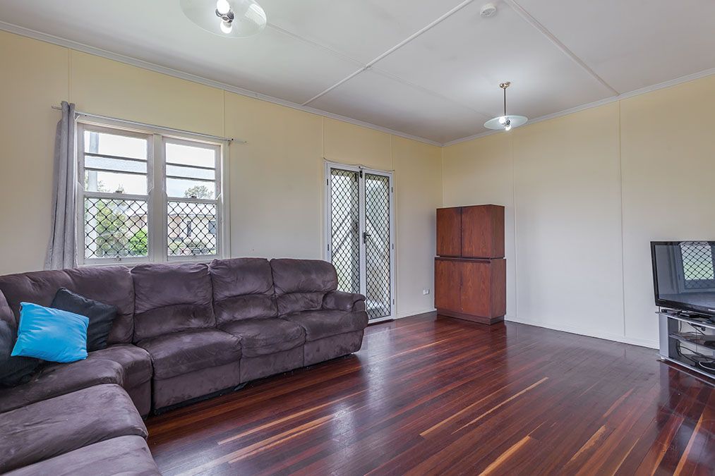 1 Farquharson Street, Harristown, QLD 4350