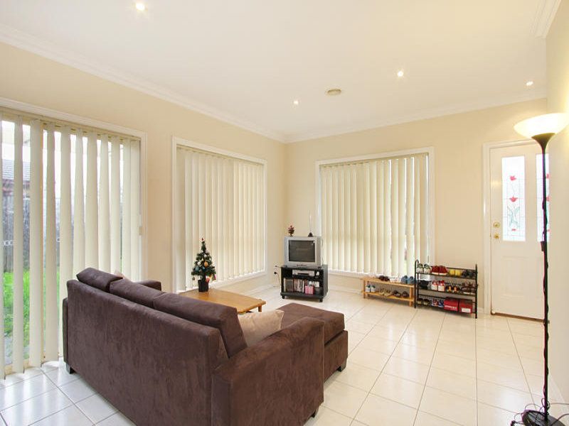 1/72 Power Avenue, Chadstone, VIC 3148