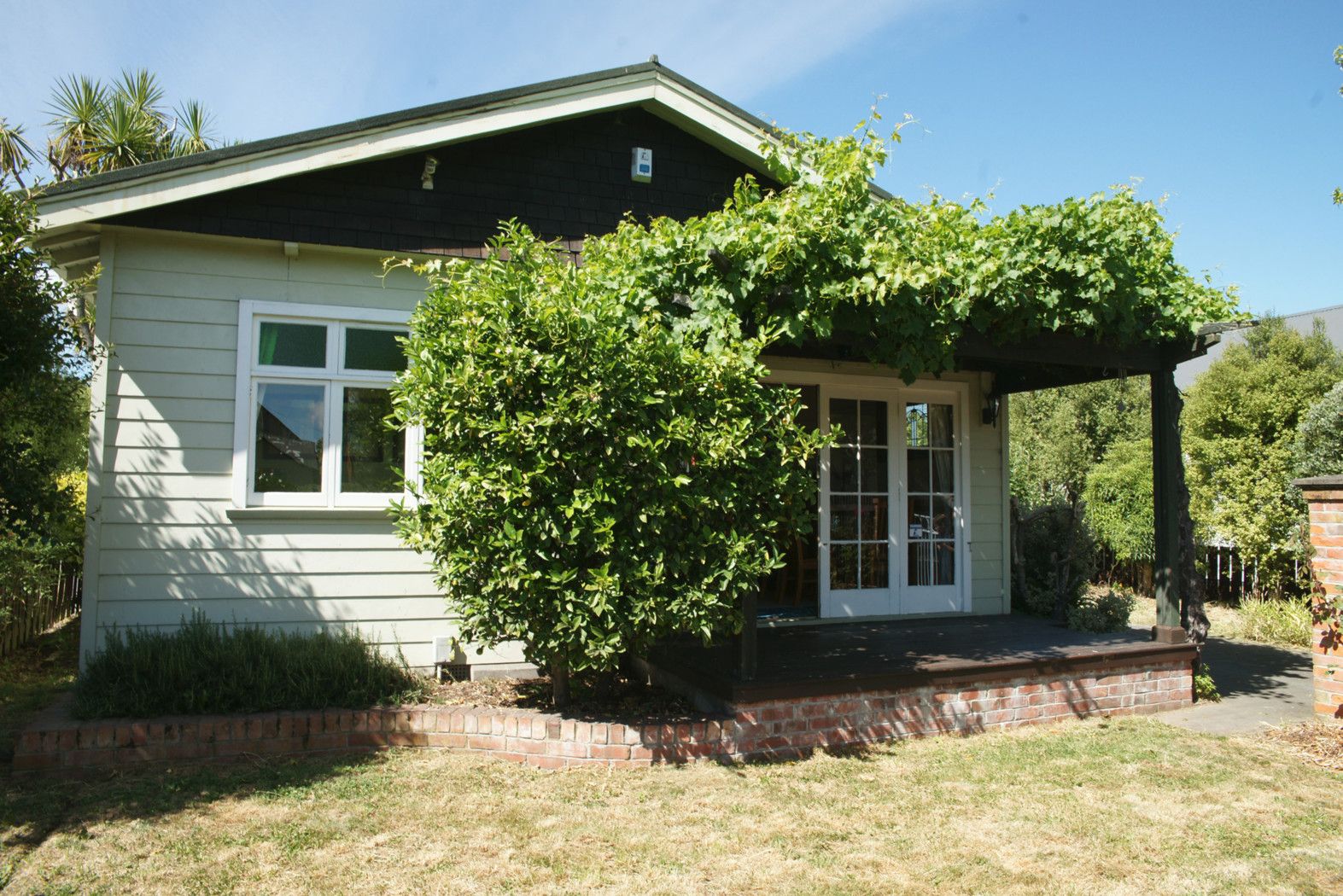 80 Sandwich Road, Beckenham, Christchurch City
