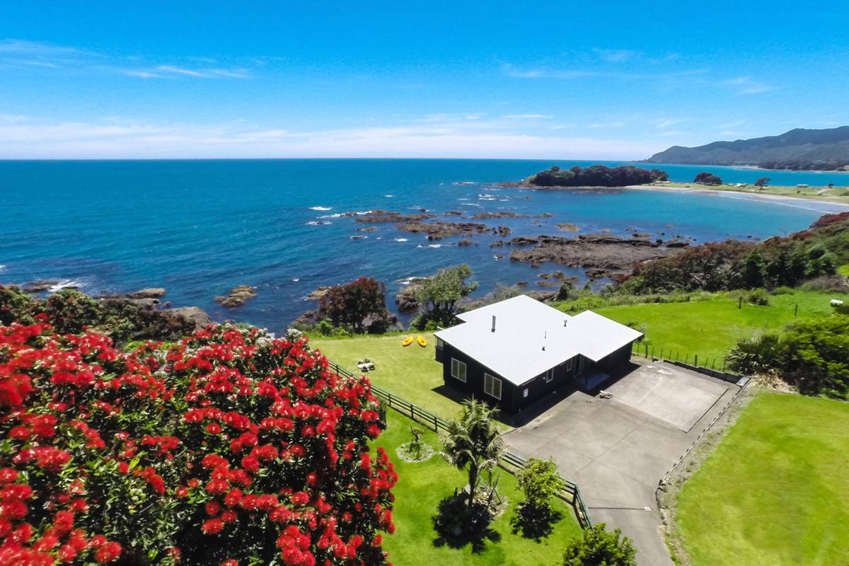 6925 State Highway 35, Te Kaha, Opotiki District Real Estate Ray
