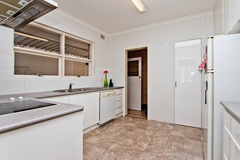 4/64 Henley Beach Road, Henley Beach, SA 5022