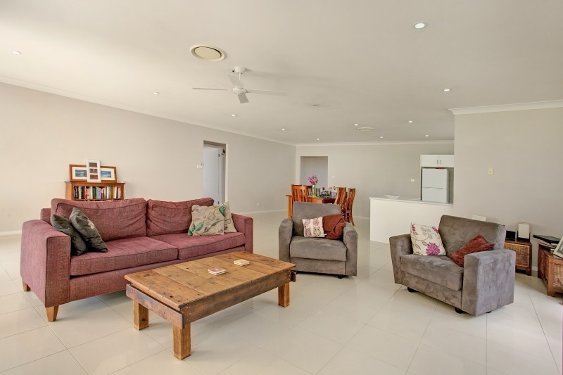 1/66 Canterbury Drive, Raworth, NSW 2321