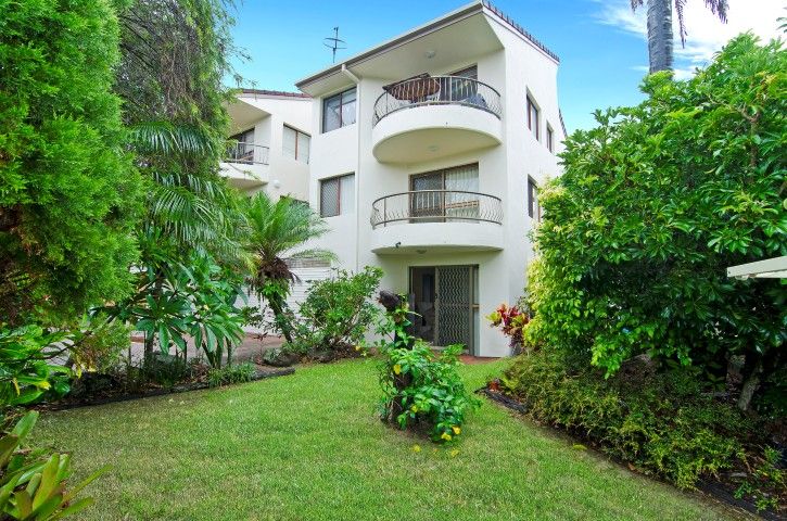 3 Nyrang Avenue, Palm Beach QLD 4221