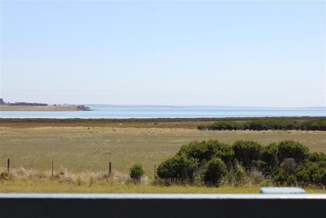 2/141 Phillip Island Road, SURF BEACH, VIC 3922