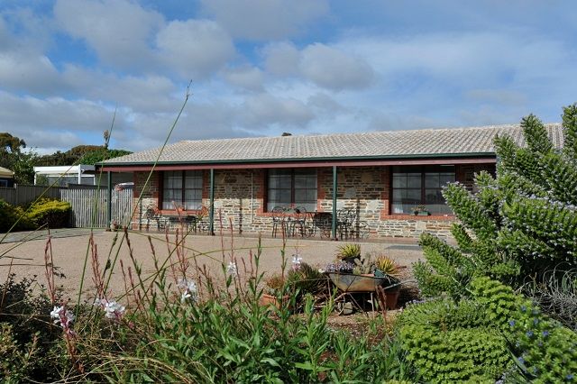 25 Hawthorn Avenue, EMU BAY SA 5223