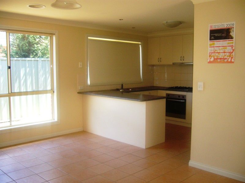 43 Lake Gardens Avenue, LAKE GARDENS, VIC 3355