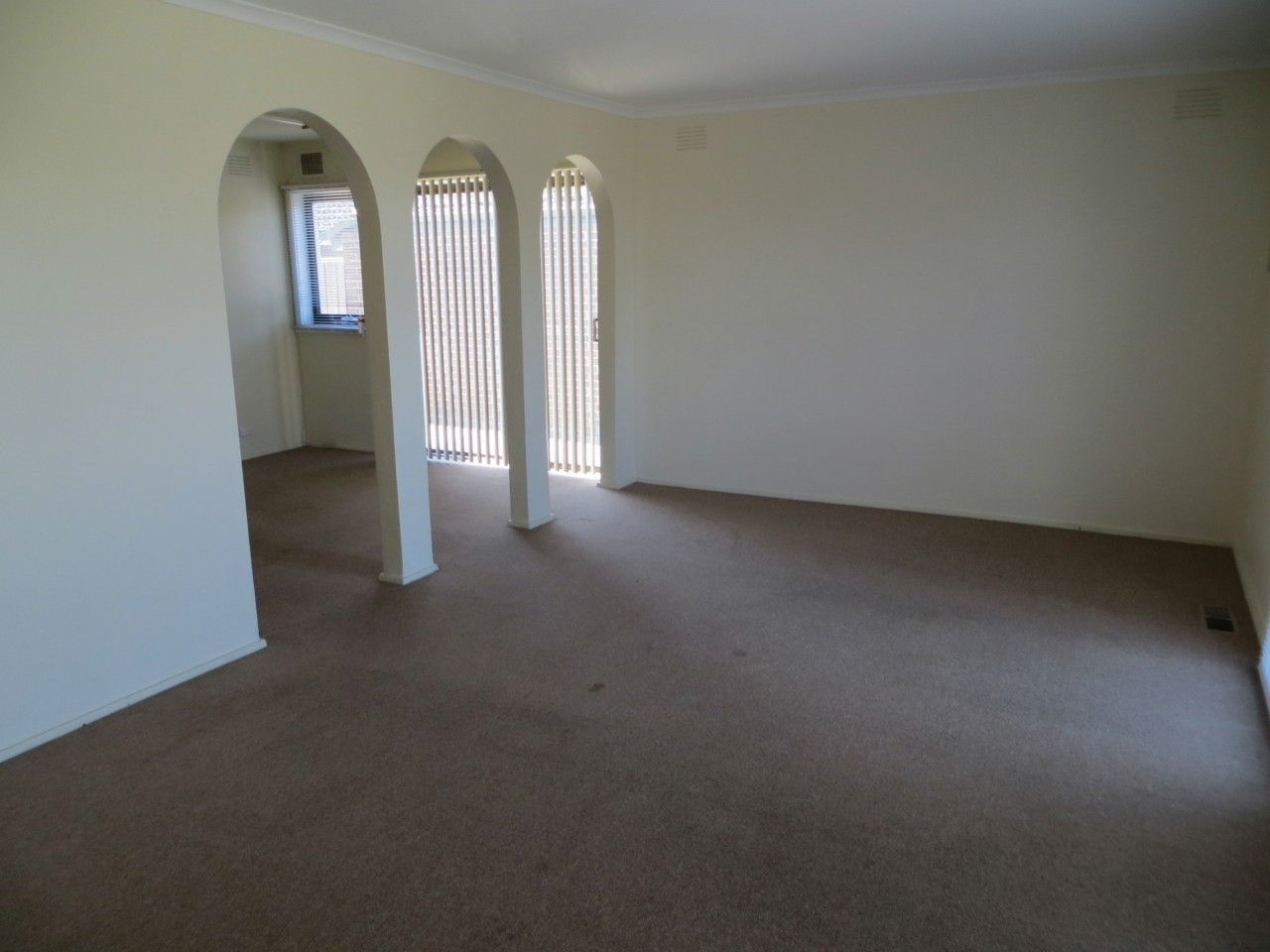 87 Tiverton Drive, Mulgrave, VIC 3170