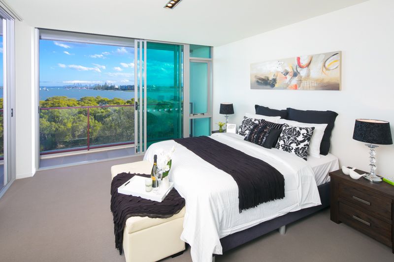 2 Ephraim Island, Paradise Point QLD 4216