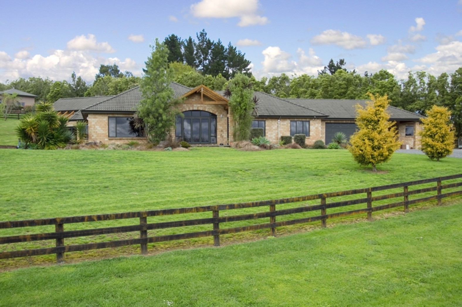 4 Jon Roe Drive, WHATAWHATA, Waikato District