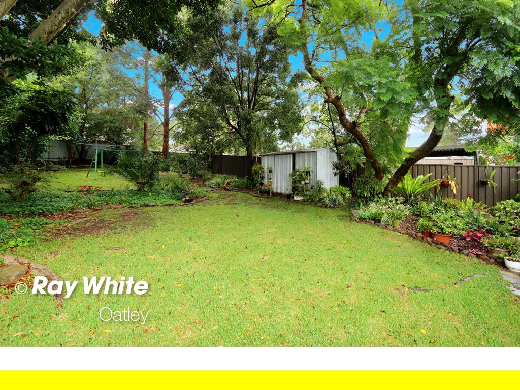 33 Gungah Bay Road, Oatley, NSW 2223